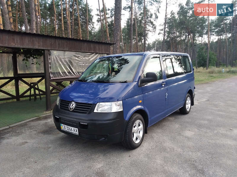 Мінівен Volkswagen Transporter 2005 в Десні Мінівен Volkswagen Transporter 2005 в Десні