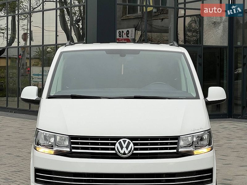 Мінівен Volkswagen Transporter 2017 в Рівному