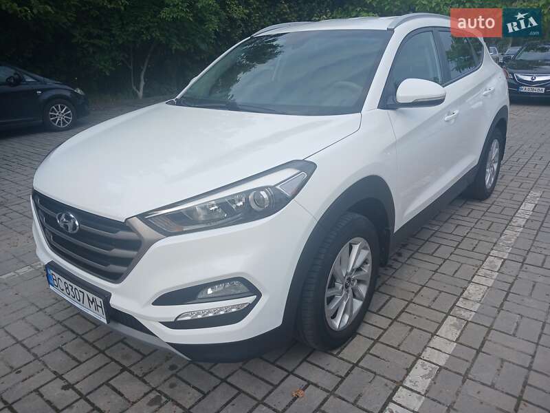 Позашляховик / Кросовер Hyundai Tucson 2017 в Львові