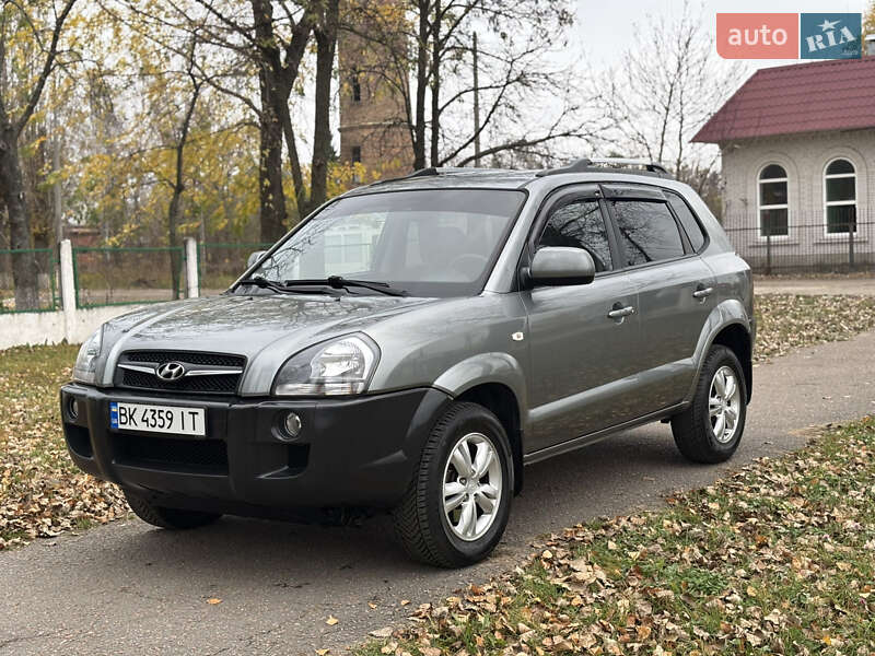 Внедорожник / Кроссовер Hyundai Tucson 2012 в Барышевке