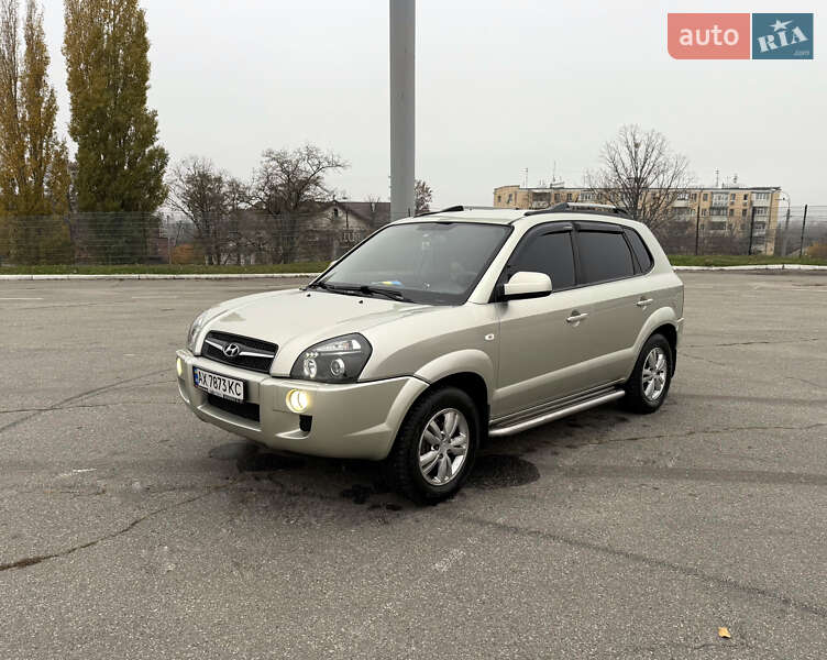 Внедорожник / Кроссовер Hyundai Tucson 2009 в Харькове
