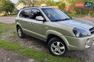 Внедорожник / Кроссовер Hyundai Tucson 2004 в Конотопе