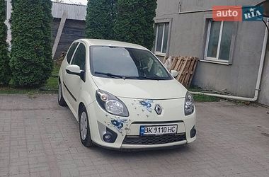 Хетчбек Renault Twingo 2011 в Рівному Хетчбек Renault Twingo 2011 в Рівному