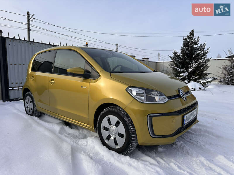 Хэтчбек Volkswagen Up 2017 в Горенке Хэтчбек Volkswagen Up 2017 в Горенке