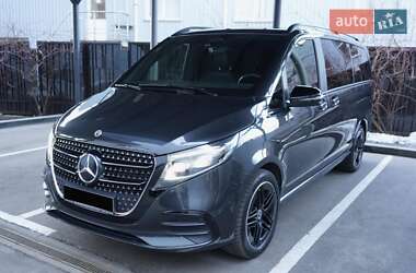 Минивэн Mercedes-Benz V-Class 2025 в Киеве