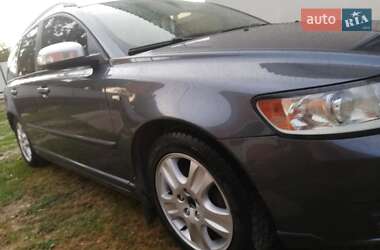 Універсал Volvo V50 2009 в Чемерівцях