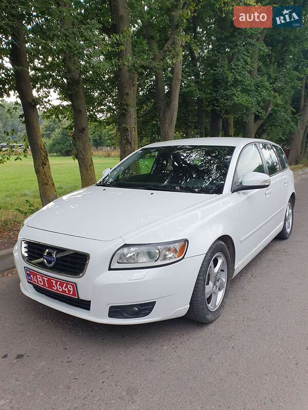Универсал Volvo V50 2011 в Дрогобыче
