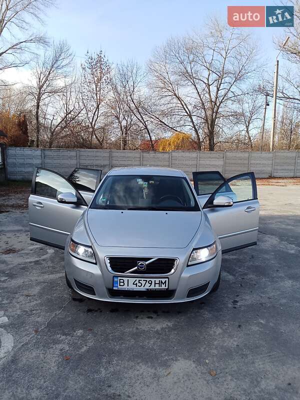 Универсал Volvo V50 2009 в Кременчуге
