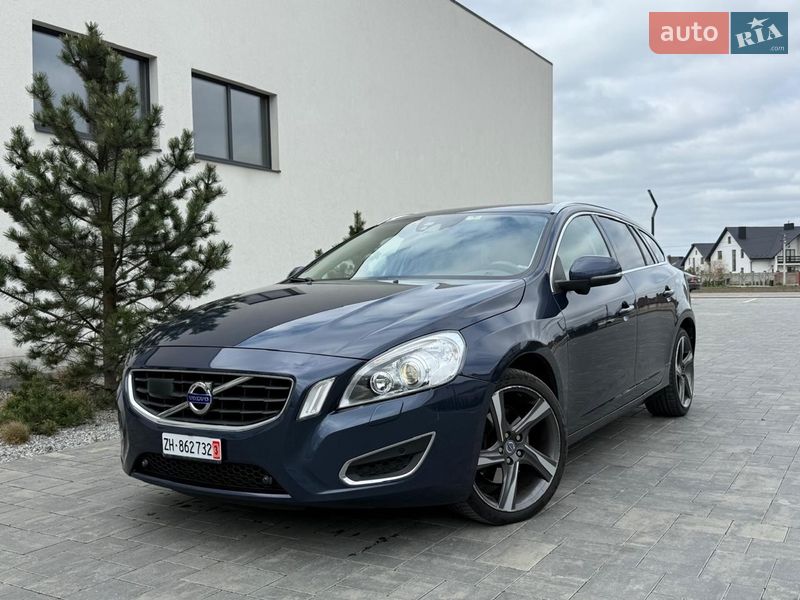 Універсал Volvo V60 2011 в Луцьку