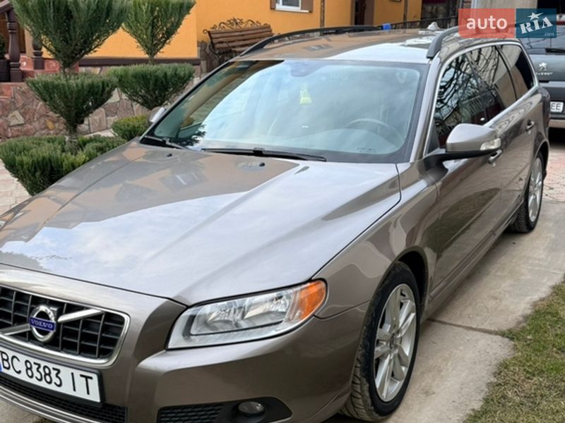 Универсал Volvo V70 2010 в Гусятине Универсал Volvo V70 2010 в Гусятине