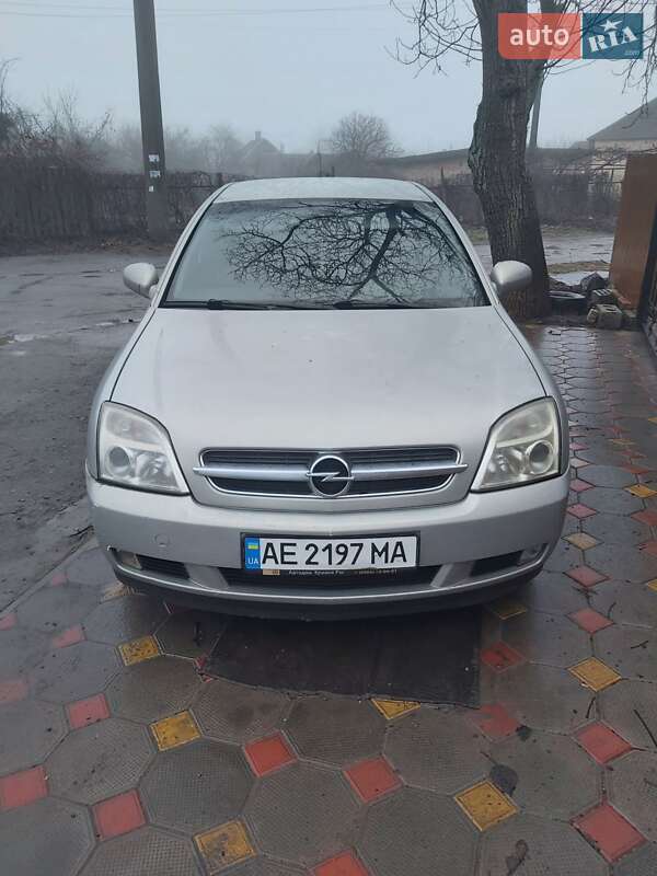 Седан Opel Vectra 2005 в Кривому Розі