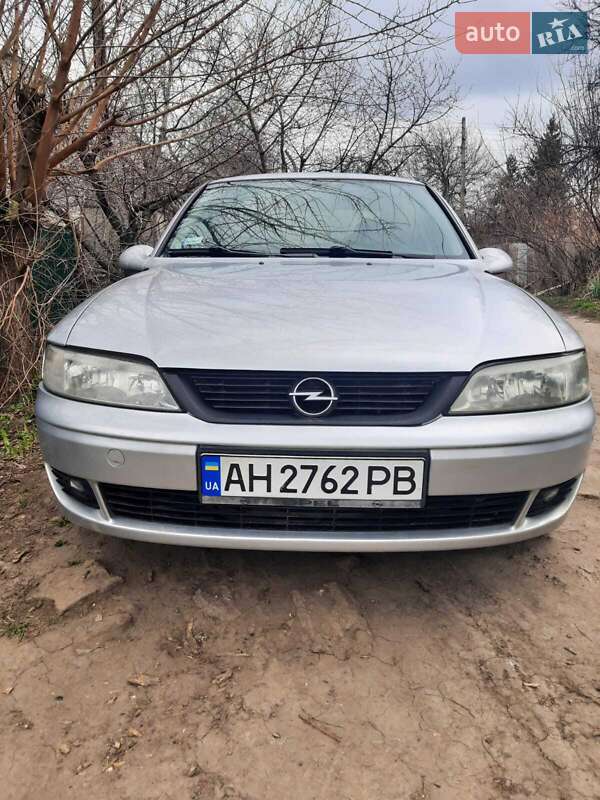 Седан Opel Vectra 1999 в Краматорске Седан Opel Vectra 1999 в Краматорске
