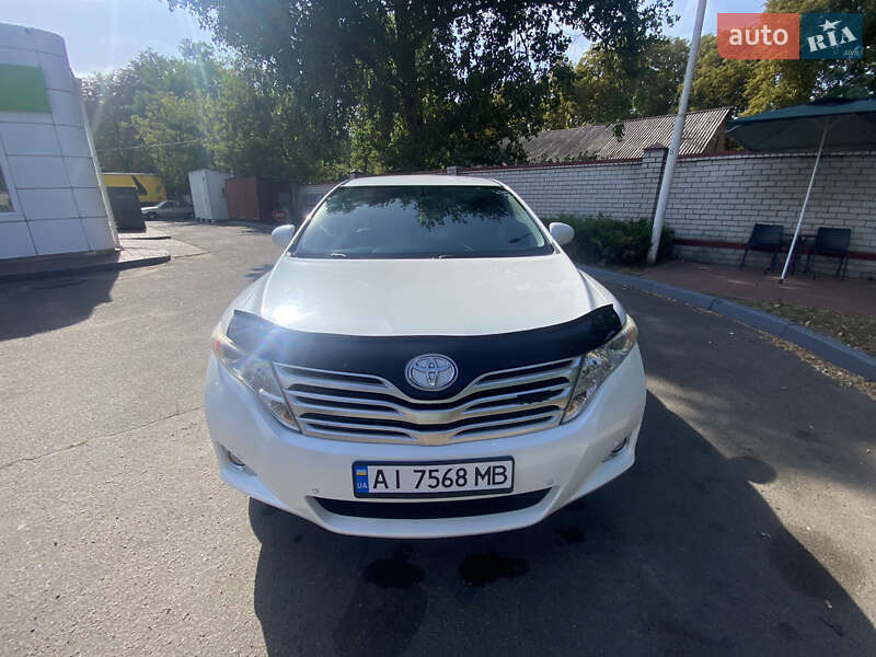 Внедорожник / Кроссовер Toyota Venza 2010 в Черкассах
