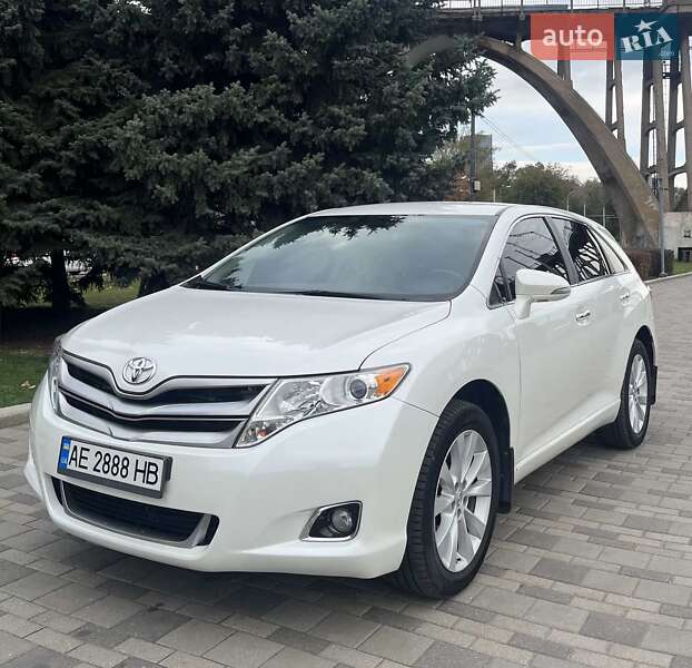Внедорожник / Кроссовер Toyota Venza 2012 в Днепре