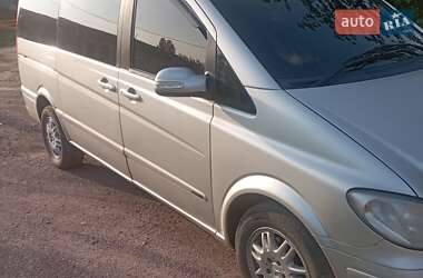 Мінівен Mercedes-Benz Viano 2004 в Нововолинську