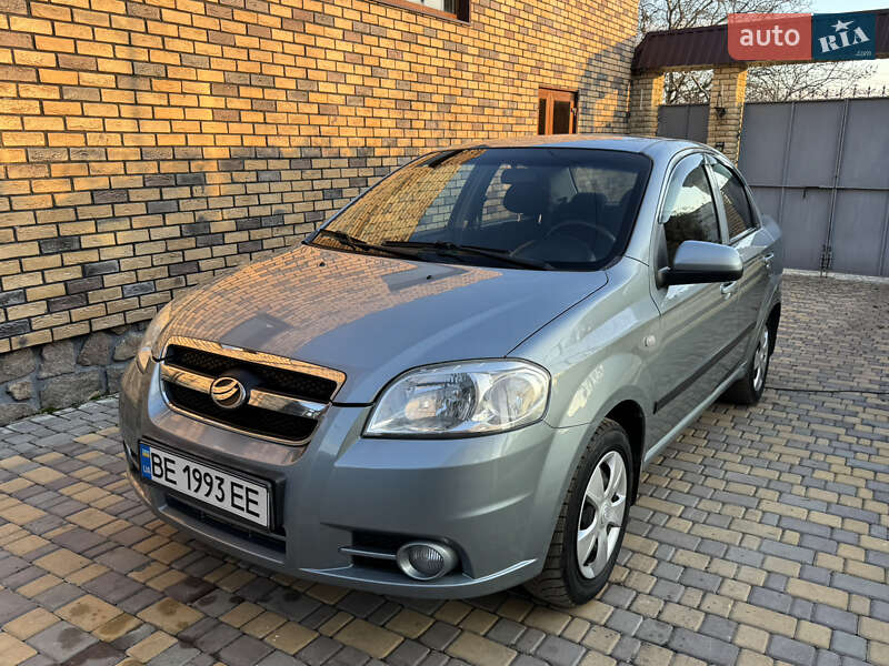 Седан ЗАЗ Vida 2012 в Новом Буге Седан ЗАЗ Vida 2012 в Новом Буге