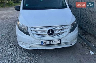 Вантажний фургон Mercedes-Benz Vito 2016 в Дніпрі