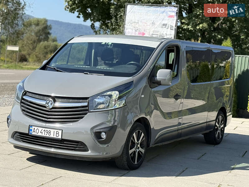 Минивэн Opel Vivaro 2016 в Хусте Минивэн Opel Vivaro 2016 в Хусте