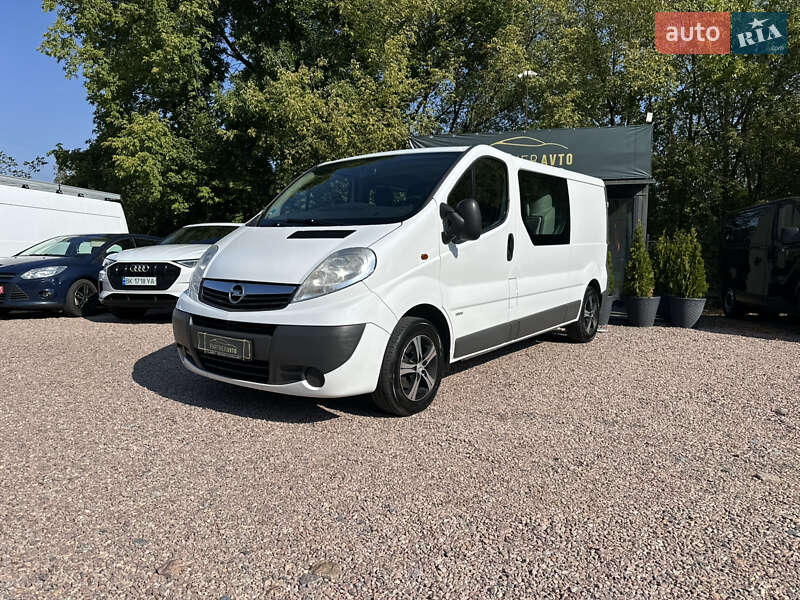 Минивэн Opel Vivaro 2013 в Ровно Минивэн Opel Vivaro 2013 в Ровно