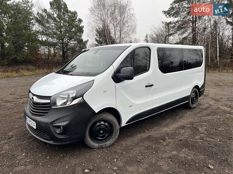 Мінівен Opel Vivaro 2017 в Кременці