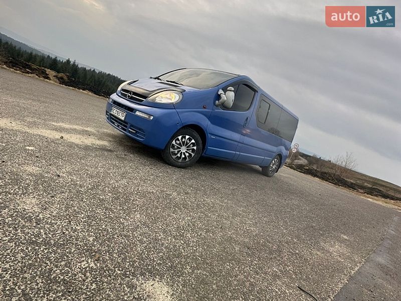 Минивэн Opel Vivaro 2005 в Самборе