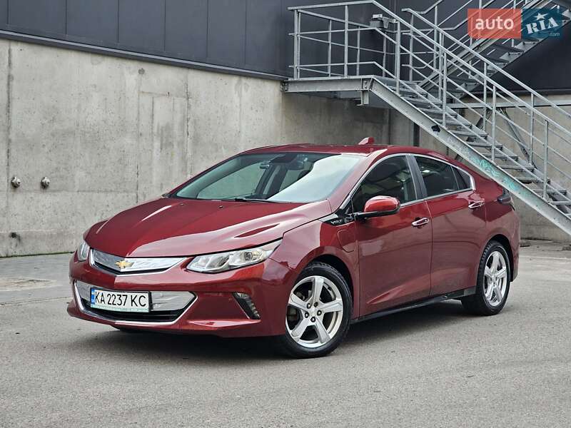Хетчбек Chevrolet Volt 2016 в Києві