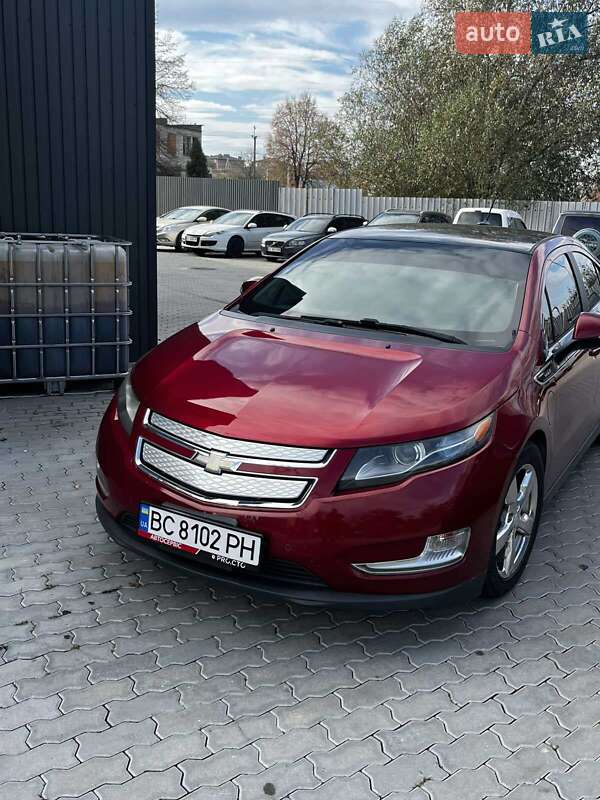 Хэтчбек Chevrolet Volt 2011 в Львове