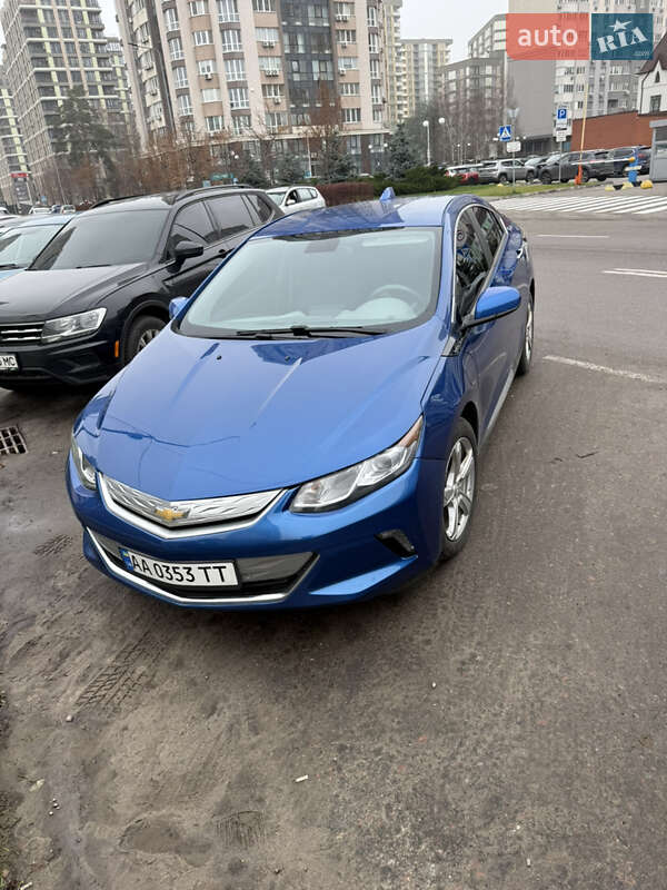 Хэтчбек Chevrolet Volt 2015 в Броварах
