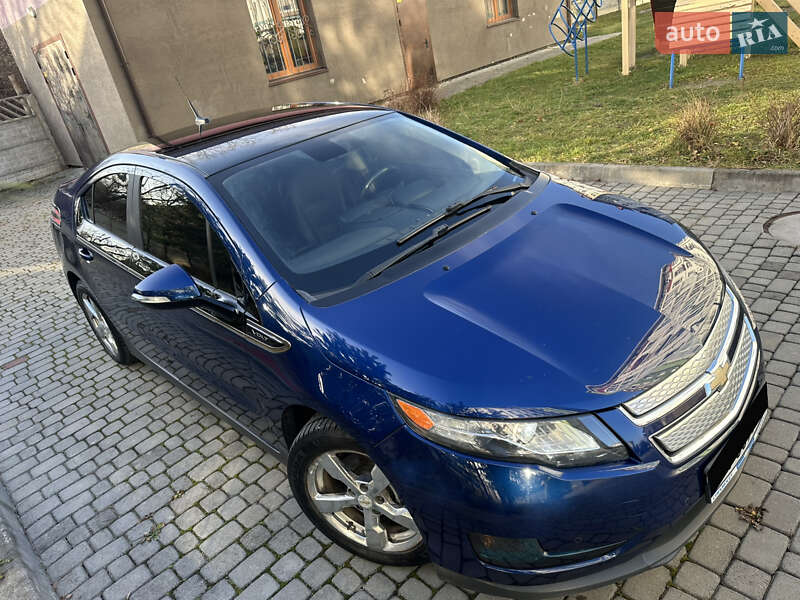Хэтчбек Chevrolet Volt 2012 в Ивано-Франковске Хэтчбек Chevrolet Volt 2012 в Ивано-Франковске