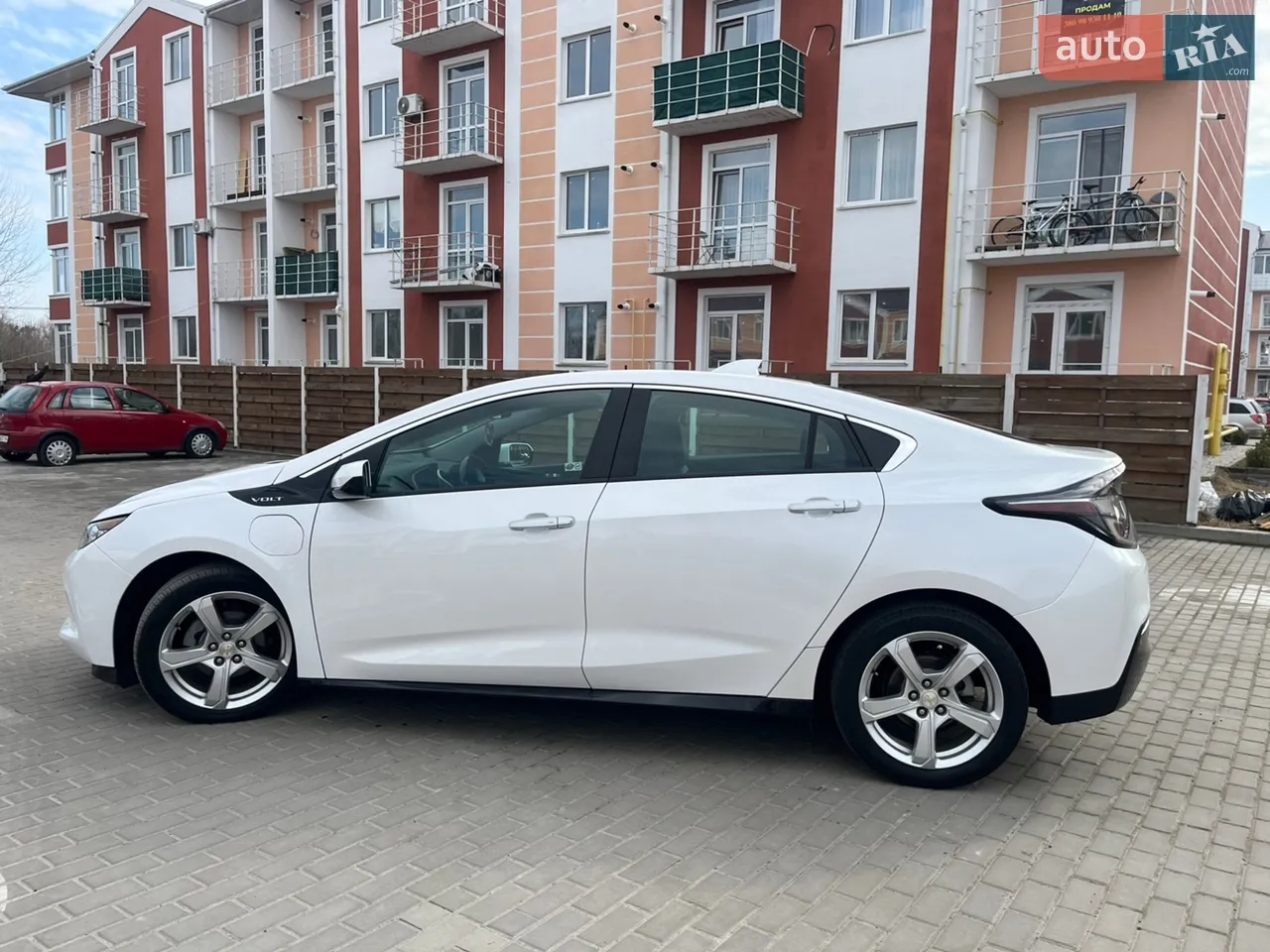 Chevrolet Volt 2018 photo 2