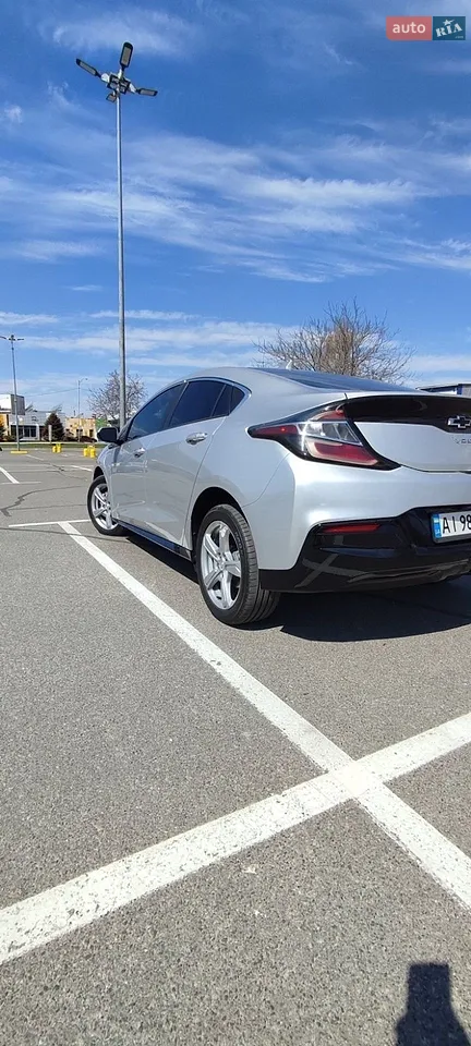 Chevrolet Volt 2018 photo 3