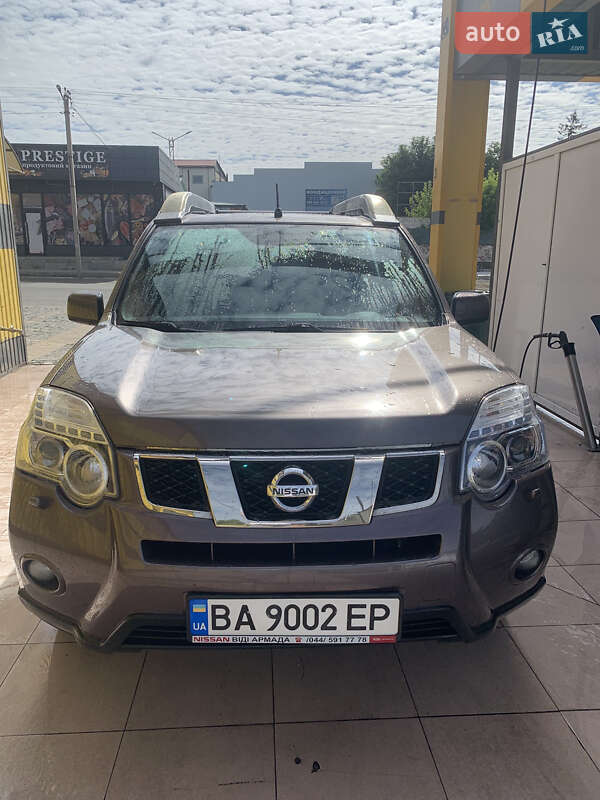 Внедорожник / Кроссовер Nissan X-Trail 2010 в Гайвороне