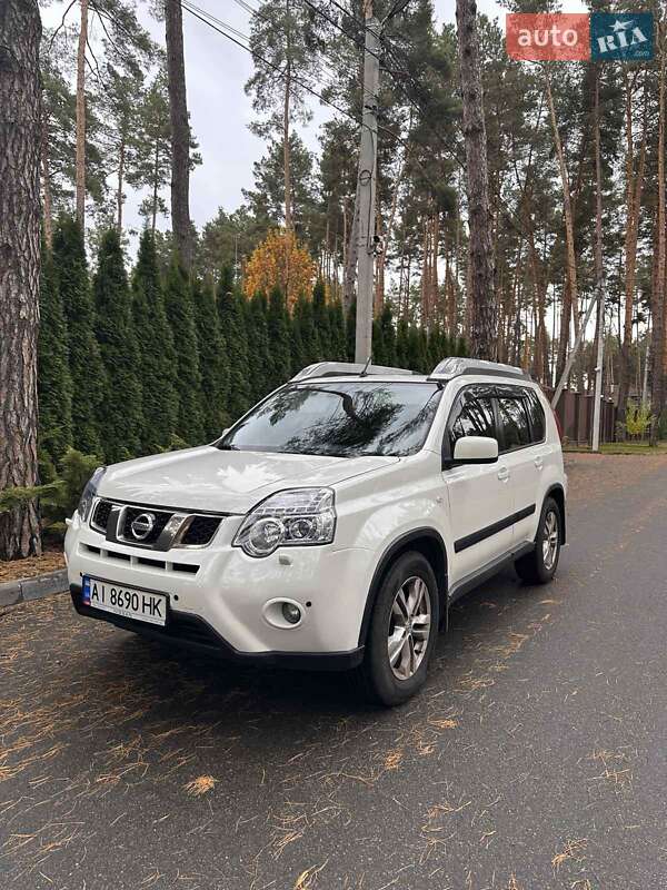 Внедорожник / Кроссовер Nissan X-Trail 2013 в Киеве Внедорожник / Кроссовер Nissan X-Trail 2013 в Киеве