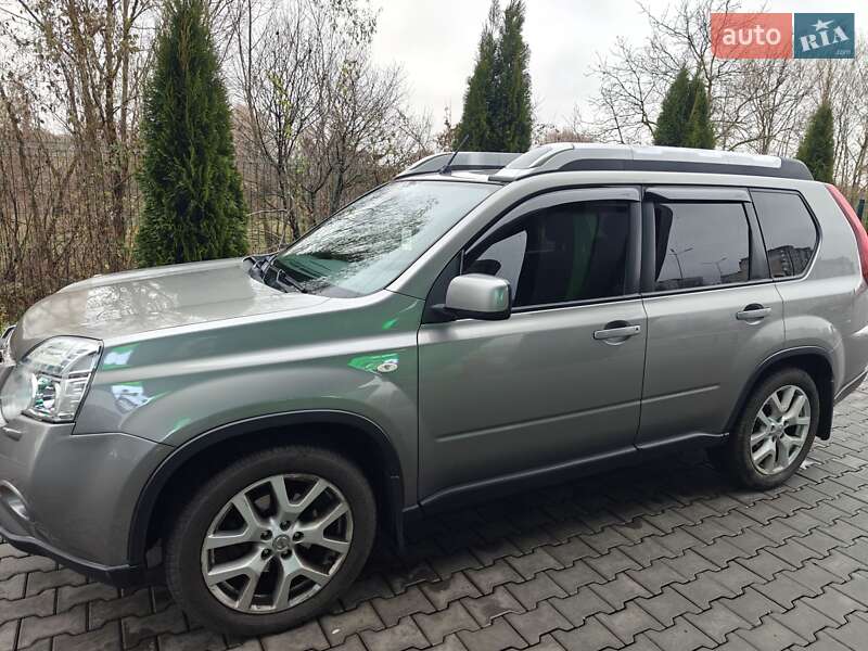 Позашляховик / Кросовер Nissan X-Trail 2010 в Хмельницькому Позашляховик / Кросовер Nissan X-Trail 2010 в Хмельницькому