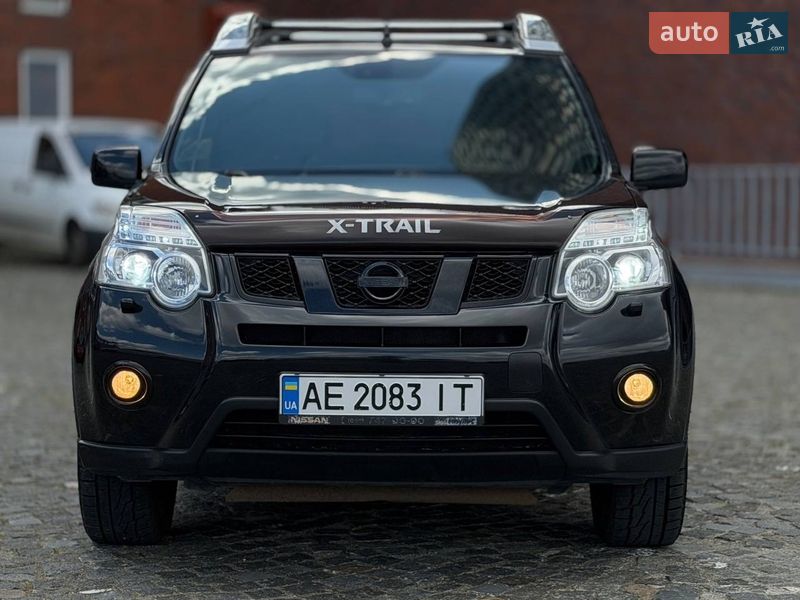Внедорожник / Кроссовер Nissan X-Trail 2011 в Днепре