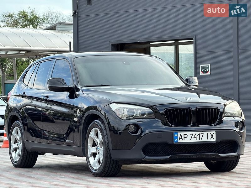 Внедорожник / Кроссовер BMW X1 2010 в Запорожье