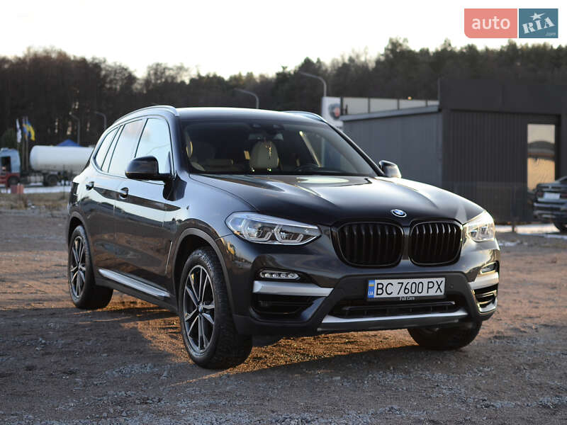 Внедорожник / Кроссовер BMW X3 2019 в Львове