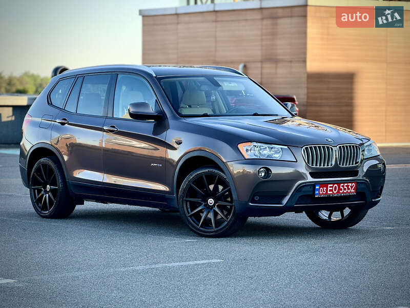 Внедорожник / Кроссовер BMW X3 2013 в Киеве