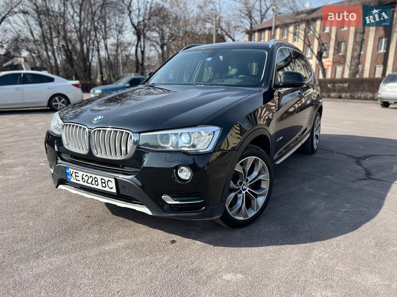 Внедорожник / Кроссовер BMW X3 2016 в Каменском