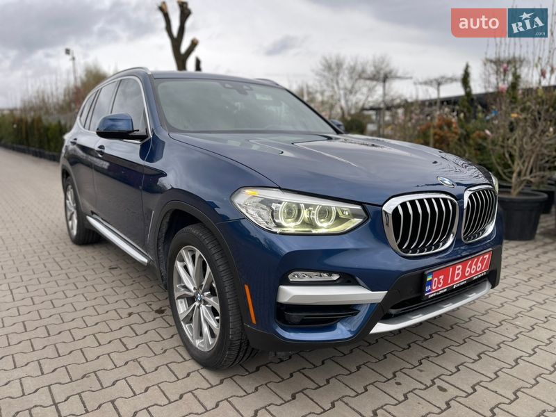 Внедорожник / Кроссовер BMW X3 2018 в Луцке