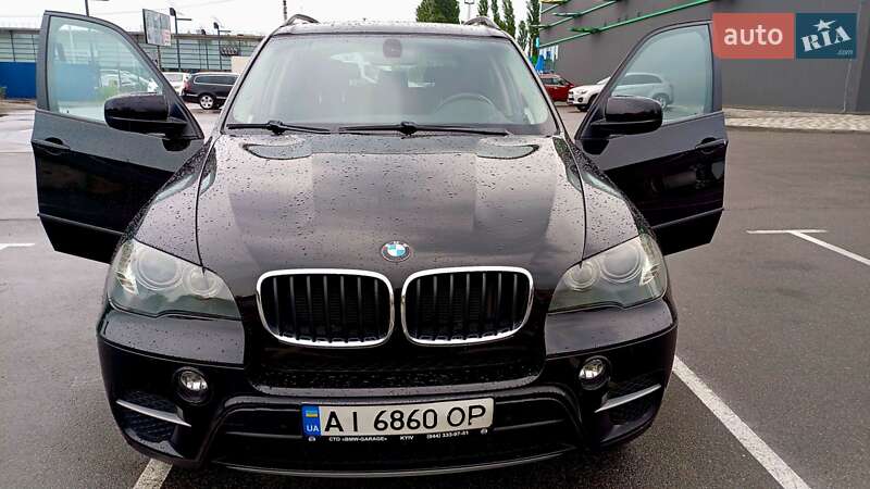 Внедорожник / Кроссовер BMW X5 2011 в Киеве