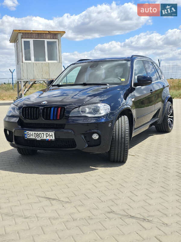 Внедорожник / Кроссовер BMW X5 2012 в Одессе