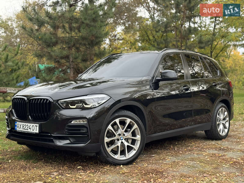 Внедорожник / Кроссовер BMW X5 2019 в Харькове