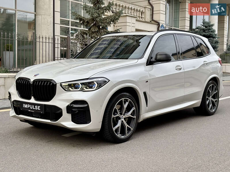 Внедорожник / Кроссовер BMW X5 2022 в Киеве