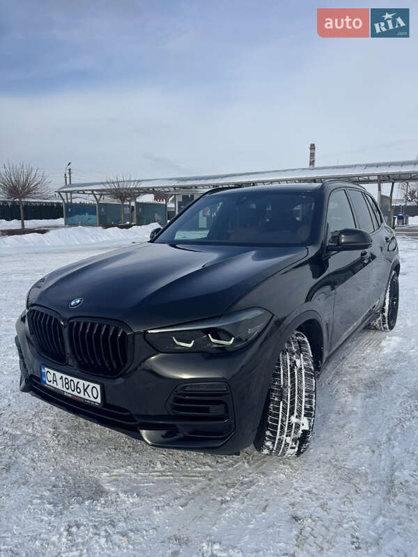 Внедорожник / Кроссовер BMW X5 2019 в Черкассах