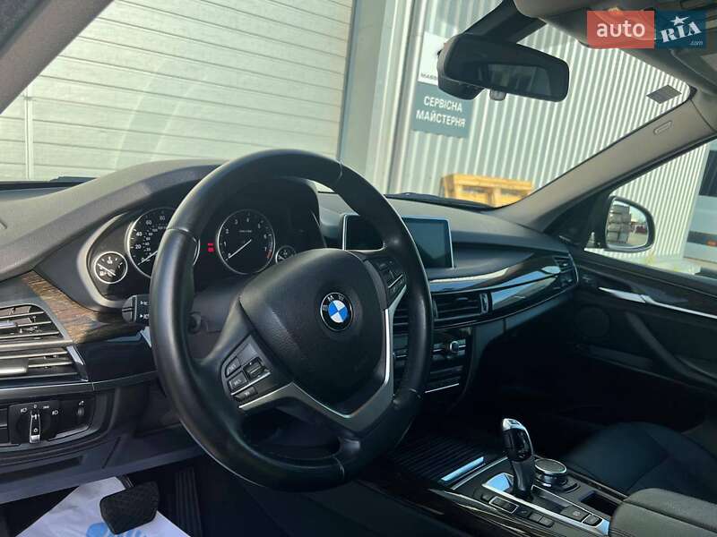 Внедорожник / Кроссовер BMW X5 2016 в Виннице
