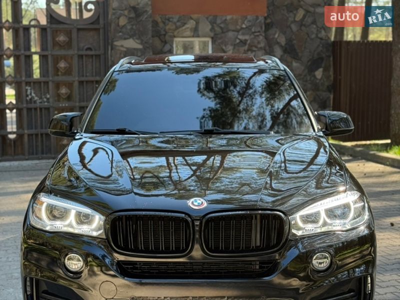 Внедорожник / Кроссовер BMW X5 2018 в Новояворовске