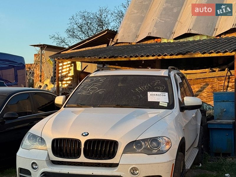 Внедорожник / Кроссовер BMW X5 2012 в Дубно
