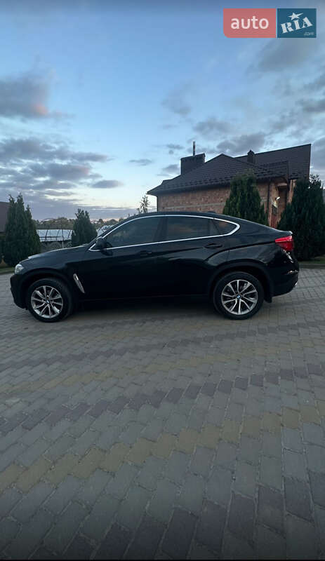 Внедорожник / Кроссовер BMW X6 2015 в Черновцах