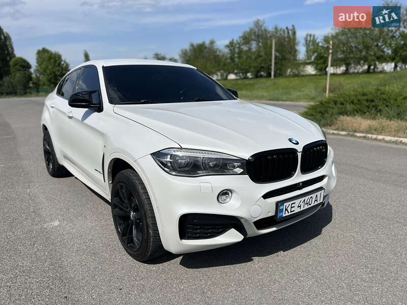 Внедорожник / Кроссовер BMW X6 2018 в Днепре